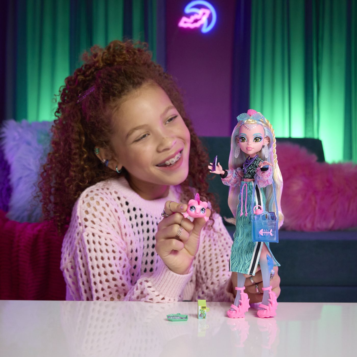 MONSTER HIGH PAPUSA LAGOONA BLUE CU ACCESORII SuperHeroes ToysZone