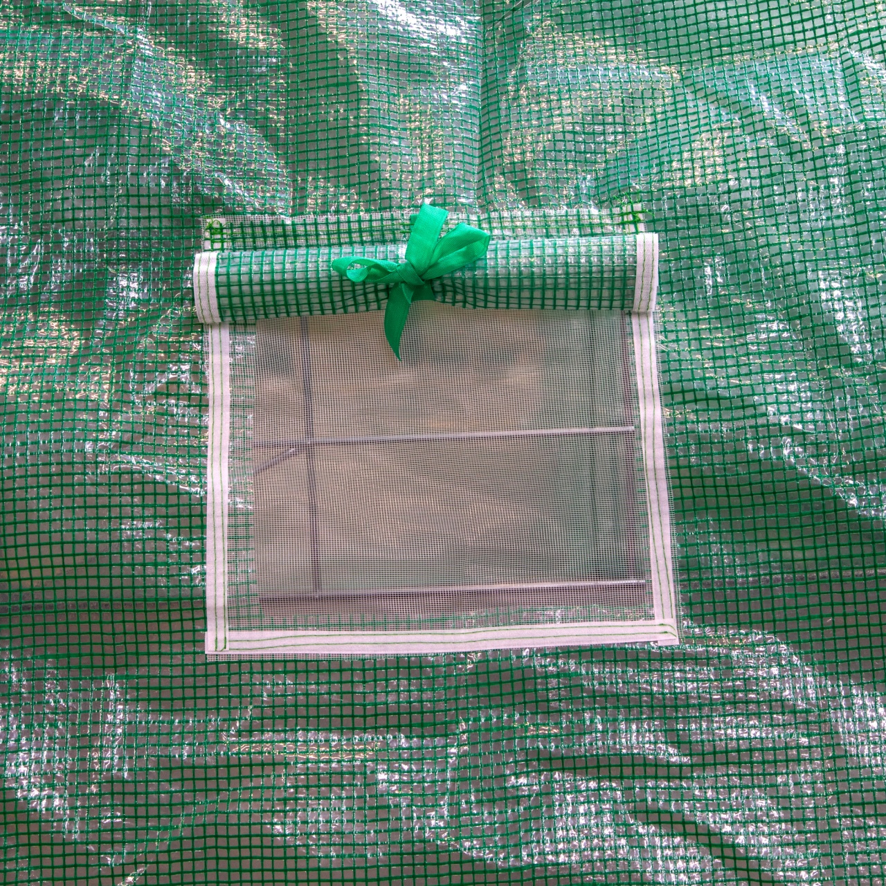 Solar tip seră Micul Fermier 8x4x2,5 m, folie polietilenă armată UV4 140 g/mp