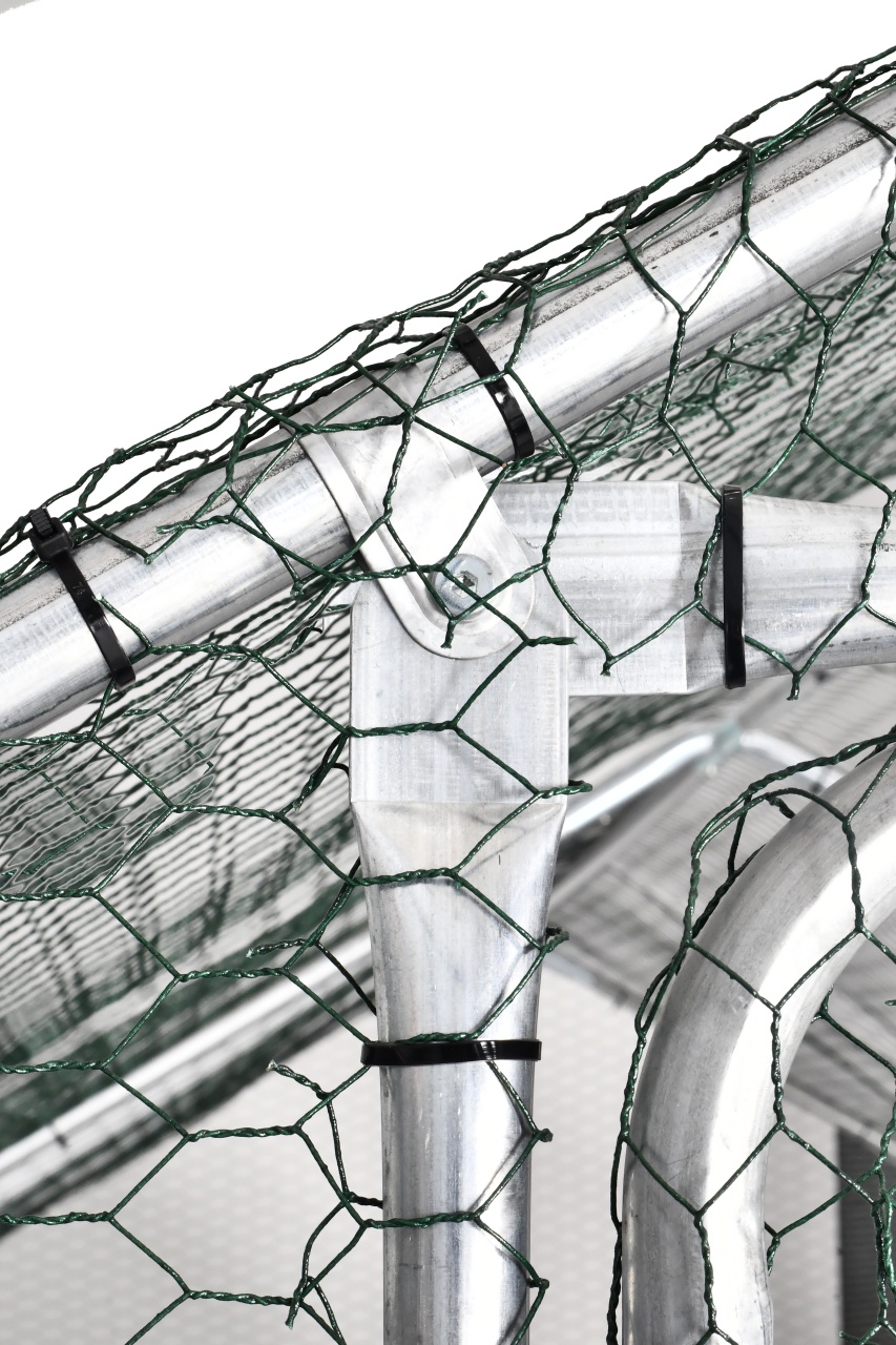 Cotet (tarc) pentru pasari 3x10x2 m galvanizat, cu acoperis UV, Micul Fermier