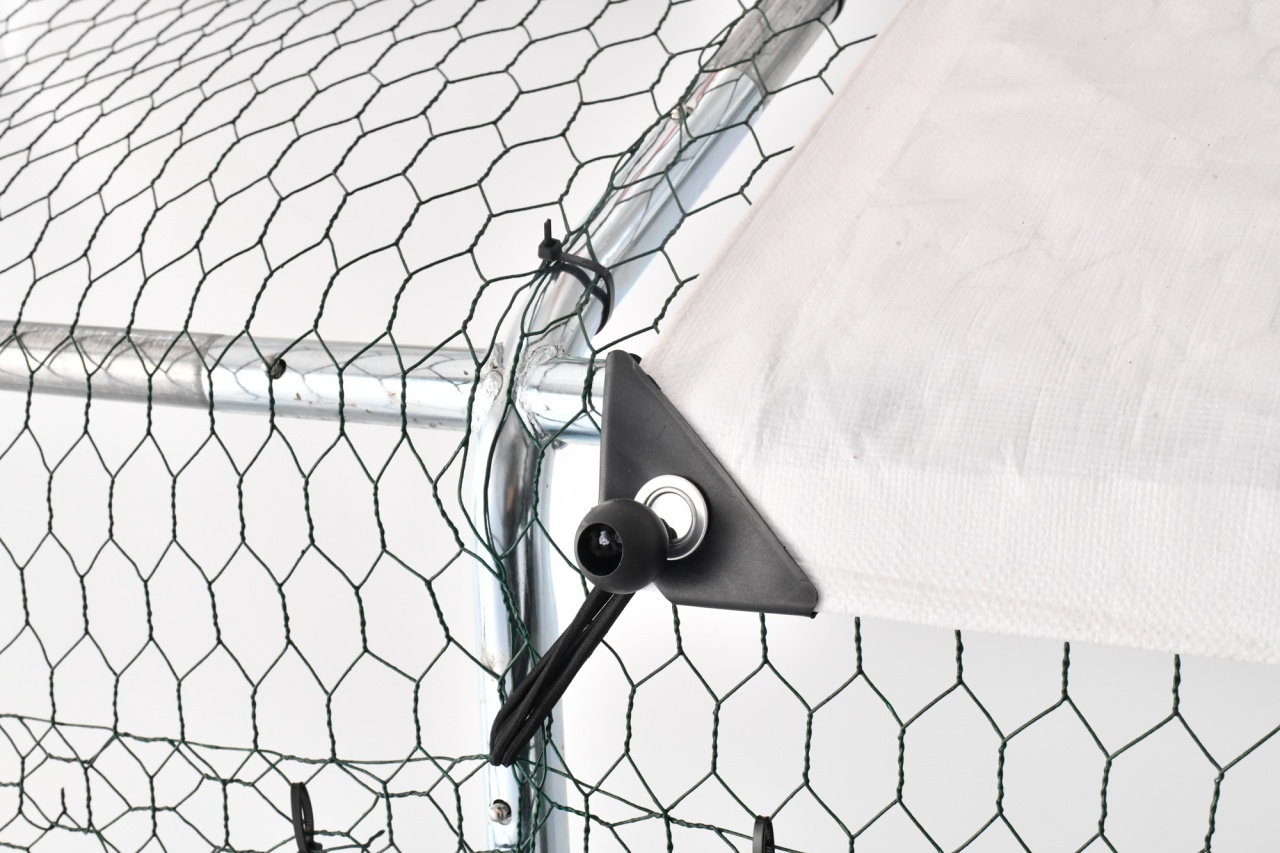 Tarc pentru păsări 3x6x2 m MF G01, oțel galvanizat, acoperiș impermeabil