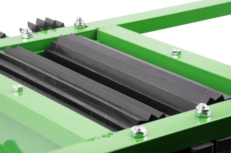 Zdrobitor manual de struguri Viva, metalic, 8,5 kg, culoare verde