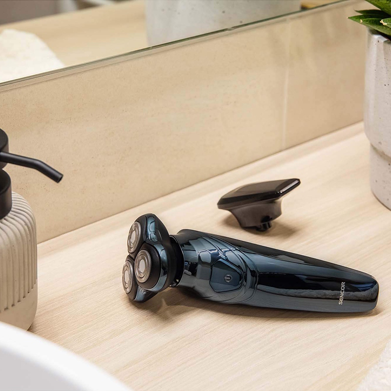 Aparat de ras rotativ Sencor negru, cu acumulator Li-Ion, lavabil