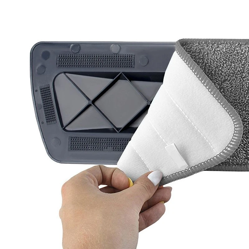 Mop cu pulverizator 750 ml, cap pivotant 180° si laveta din microfibra, multisuprafete