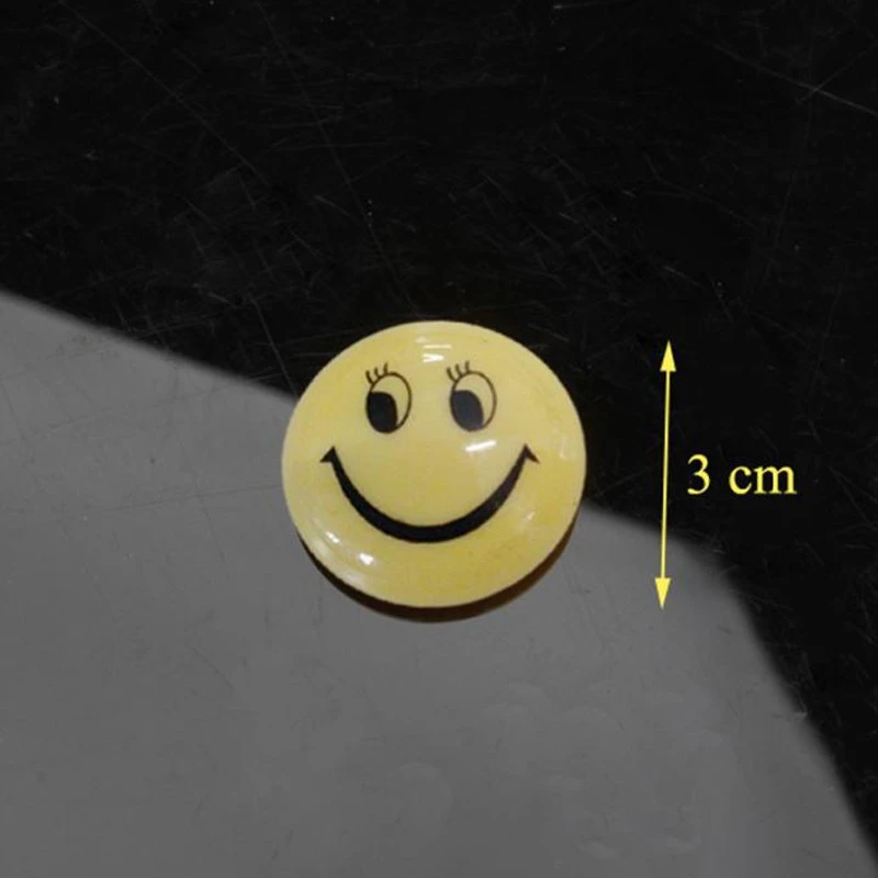 Set 12 magneți Smiley galbeni pentru tablă magnetică, diametru 30 mm