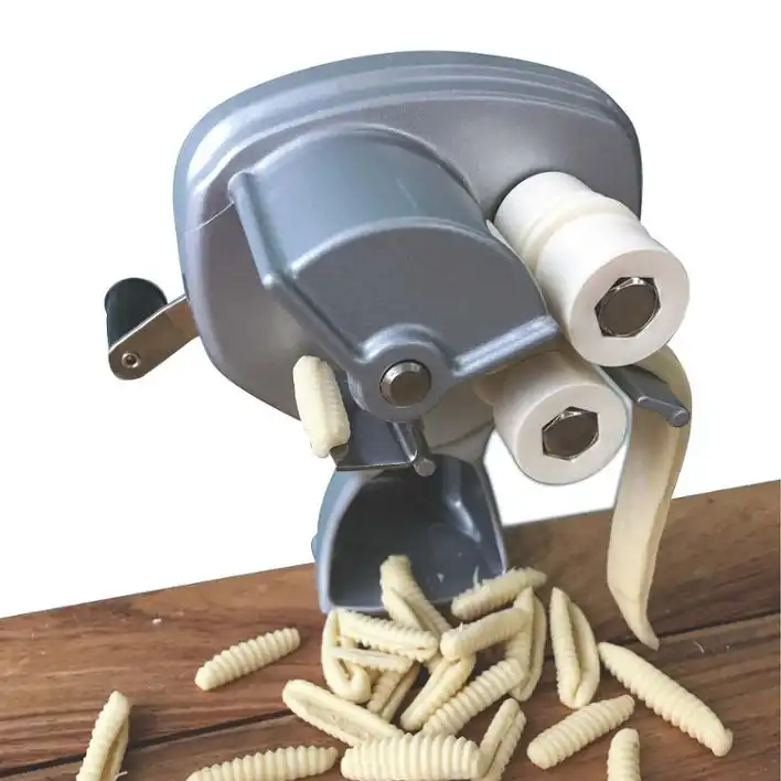 Mașină manuală pentru paste tip scoică/spirală, din aluminiu, argintie