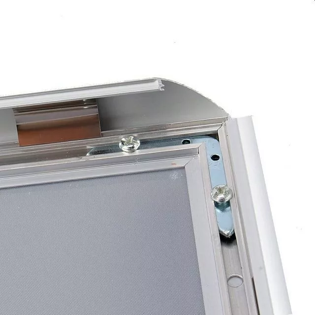 Ramă click A1 din aluminiu, argintie, pentru postere și afișe, montaj pe perete