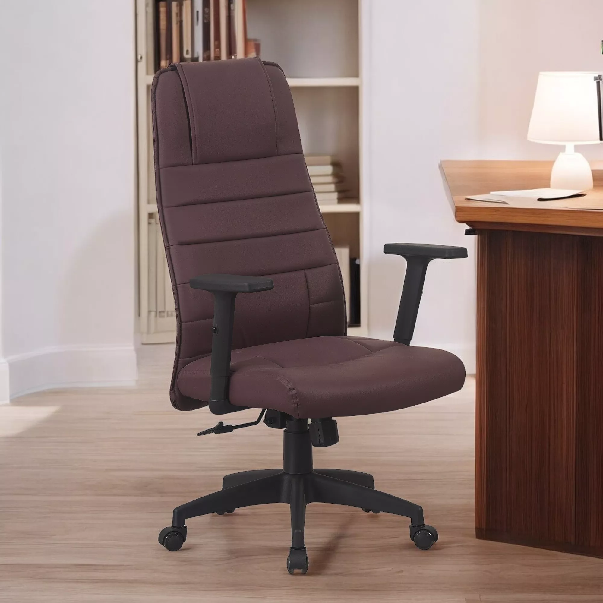 Scaun directorial ergonomic pentru birou, PVC maro, 150 kg, reglabil 116–126 cm