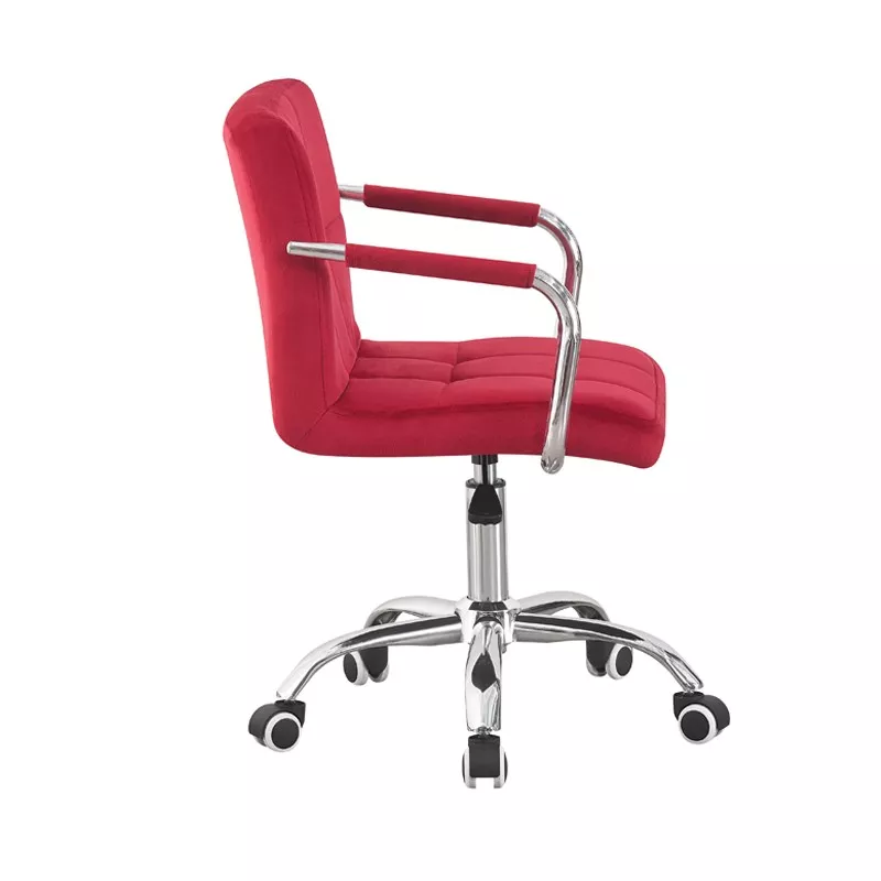 Scaun rotativ de birou din catifea roșie, reglabil pe înălțime, cu brațe cromate