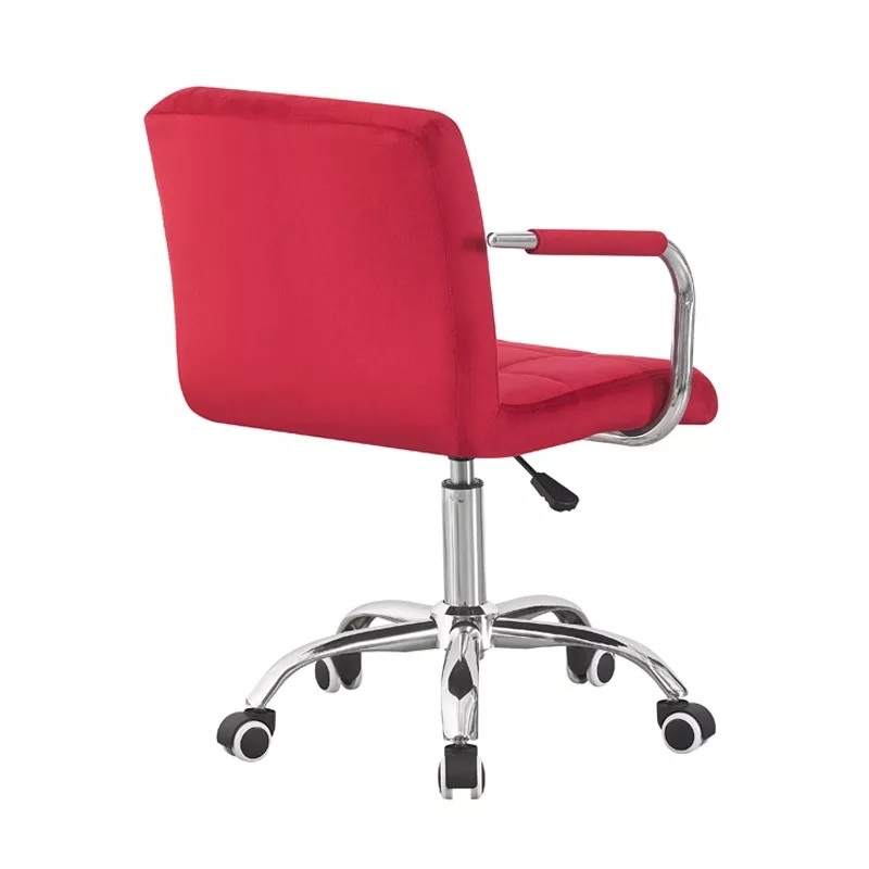 Scaun rotativ de birou din catifea roșie, reglabil pe înălțime, cu brațe cromate