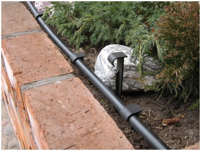 Țăruș pentru fixare furtun de irigare 16 mm, 17,5 cm, polipropilenă, negru