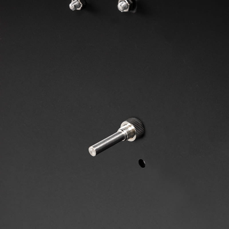 Grătar pe gaz Mirpol Brenner G3N cu 3 arzătoare, grilă din fontă și termometru