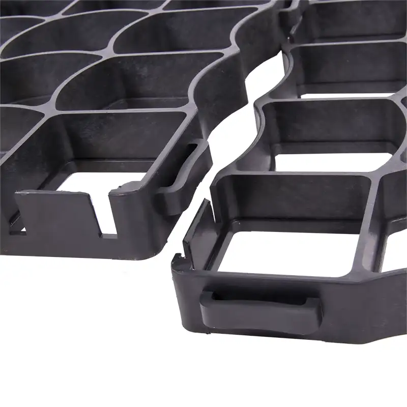 Grilă eco pentru parcare P3, 50x50x3 cm, 180 t/mp, neagră, modulară