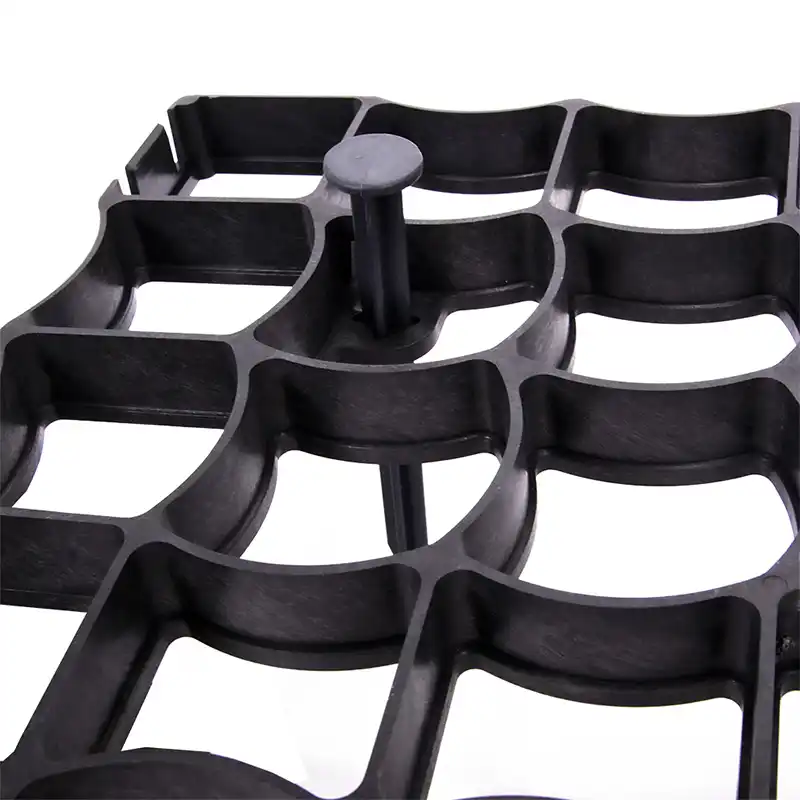 Grilă eco pentru parcare P3, 50x50x3 cm, 180 t/mp, neagră, modulară