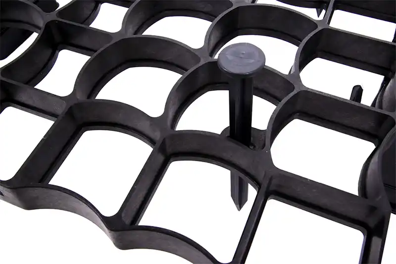 Grilă eco pentru parcare P3, 50x50x3 cm, 180 t/mp, neagră, modulară