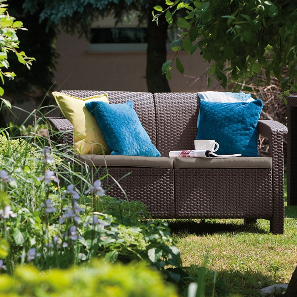 Canapea de grădină Curver Corfu Love Seat, maro, cu pernă taupe