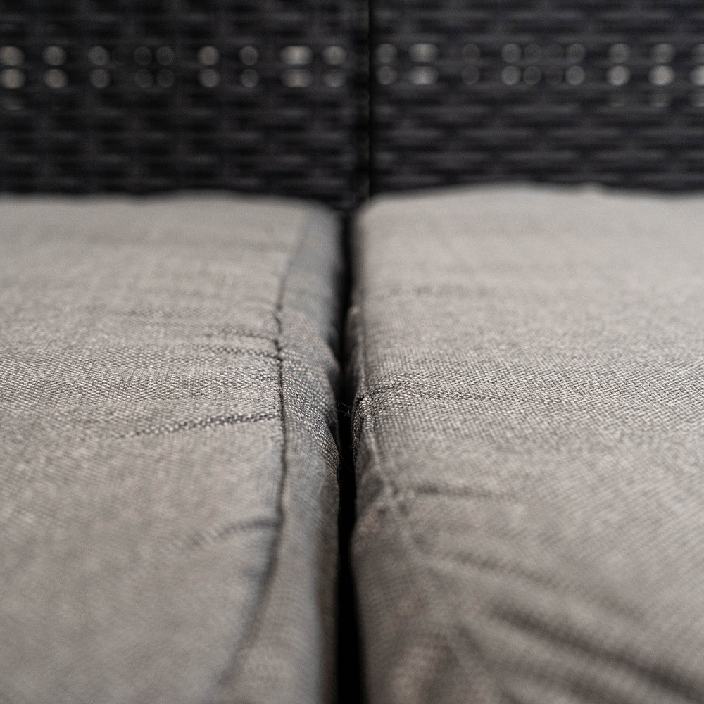 Canapea de grădină Leziter Nero cu 2 locuri, grafit, aspect ratan, cu perne