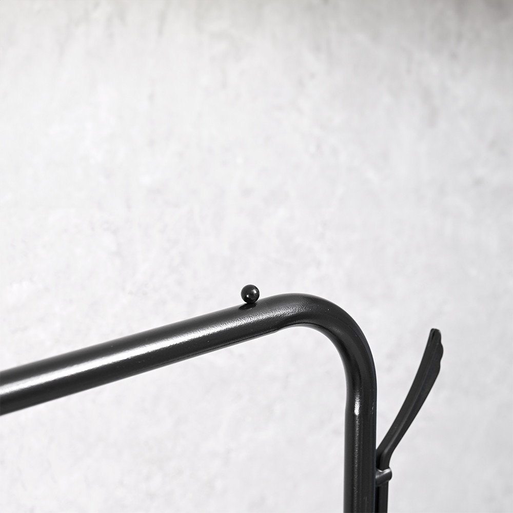 Suport haine Leziter LRA-01, negru, cu rafturi pentru pantofi si accesorii