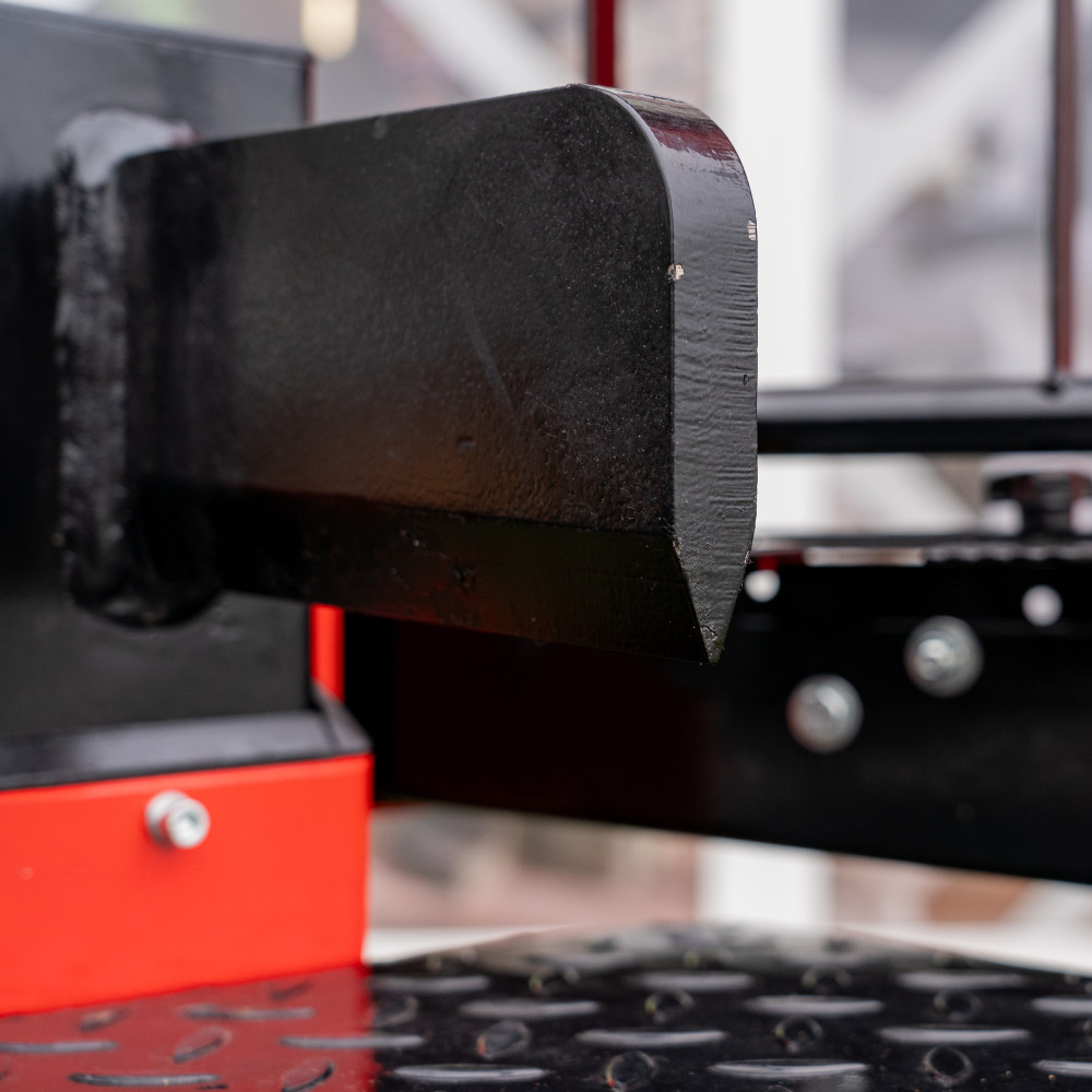 Despicator electric de lemne Leziter HYV8T-550E, 3000W, 8T, vertical, 550 mm