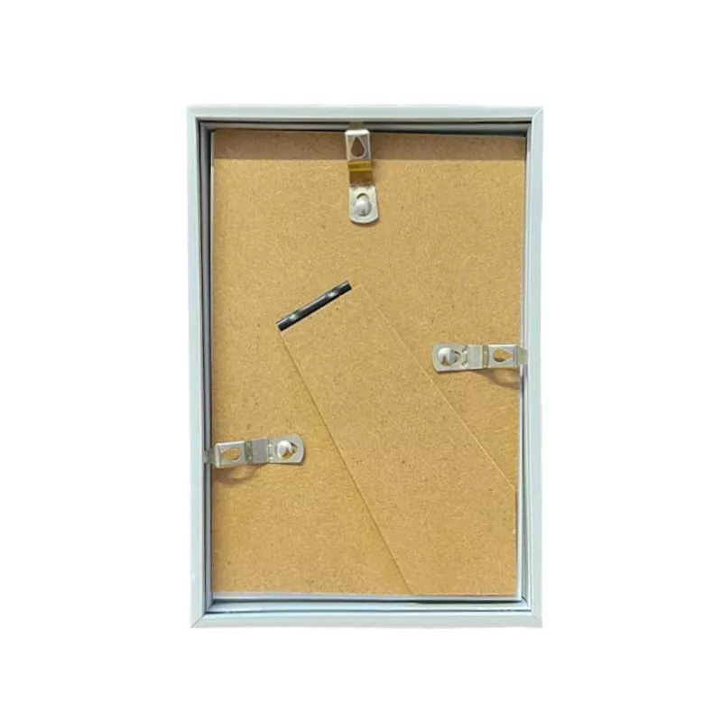 Ramă foto argintie Lottie 15x21 cm, design clasic pentru perete sau birou