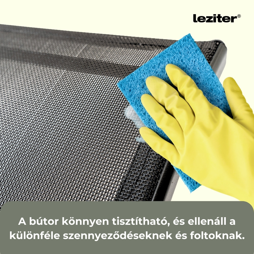 Set mobilier de balcon Leziter Largo, negru, masă cu sticlă și 2 scaune