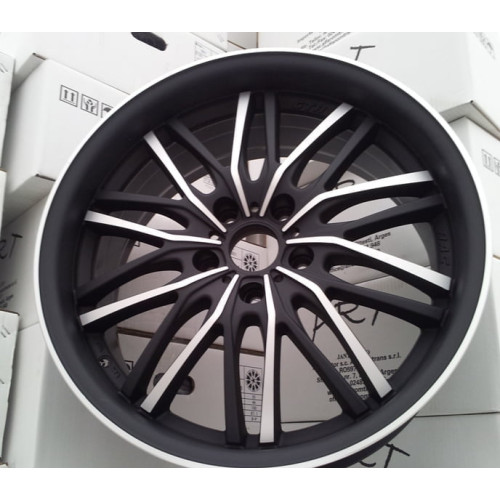 Set jante aliaj ART 3108 18 inch, design sport negru cu insertii argintii