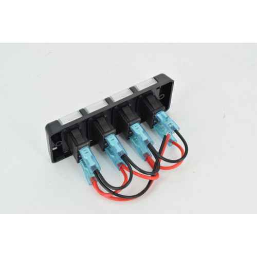Panou cu 4 întrerupătoare 12V/16A SPP20, butoane roșii, 13×5 cm