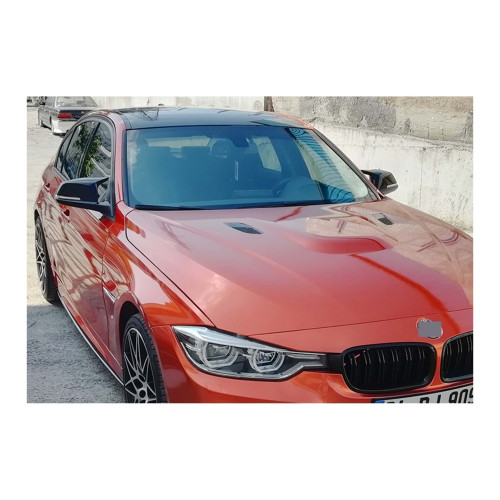 Capace oglindă tip Batman negru lucios pentru BMW Seria 3 F30/F31 (set 2 buc.)