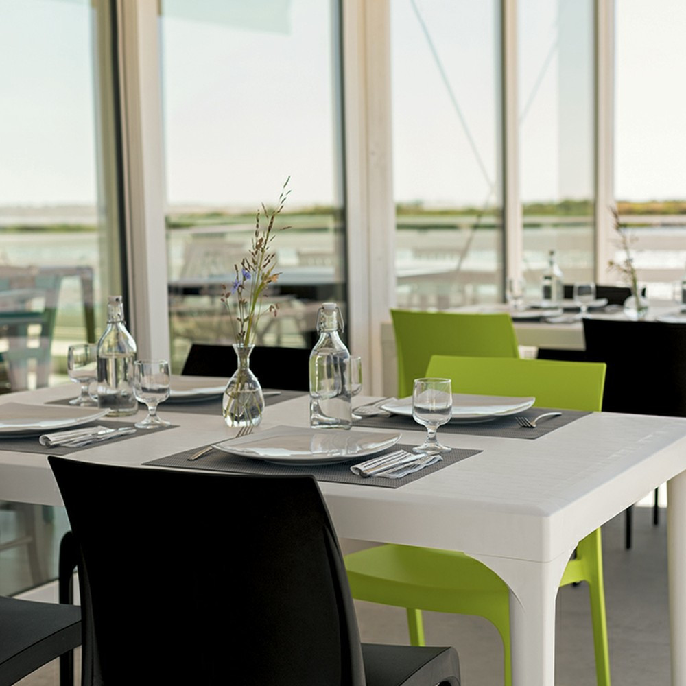 Scaun de grădină Leziter Volare din plastic PP, grafit, rezistent UV