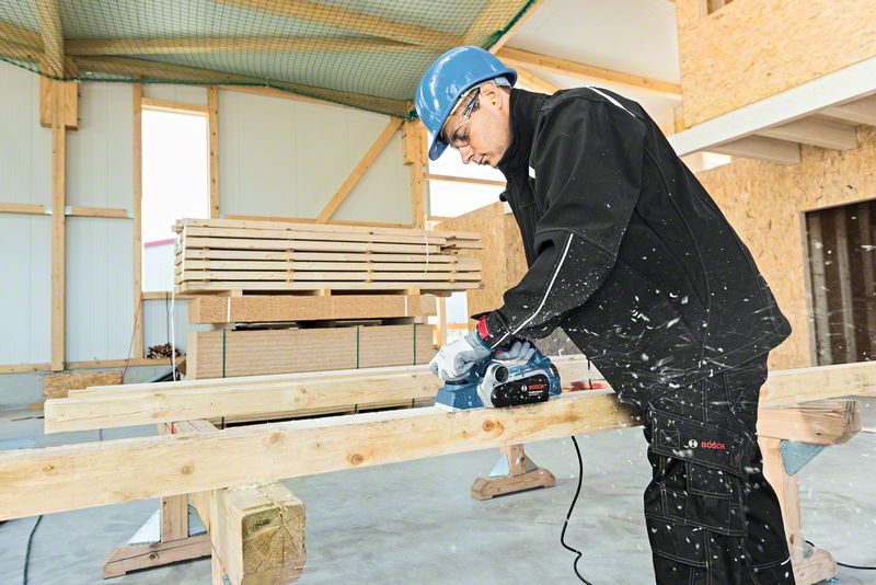 Rindea electrică Bosch GHO 26-82 D, 710 W, lățime 82 mm, adâncime 2,6 mm