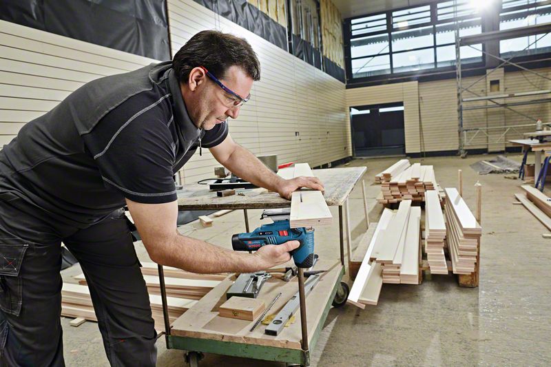 Fierastrau vertical Bosch GST 12V-70 Professional, solo, fara acumulator