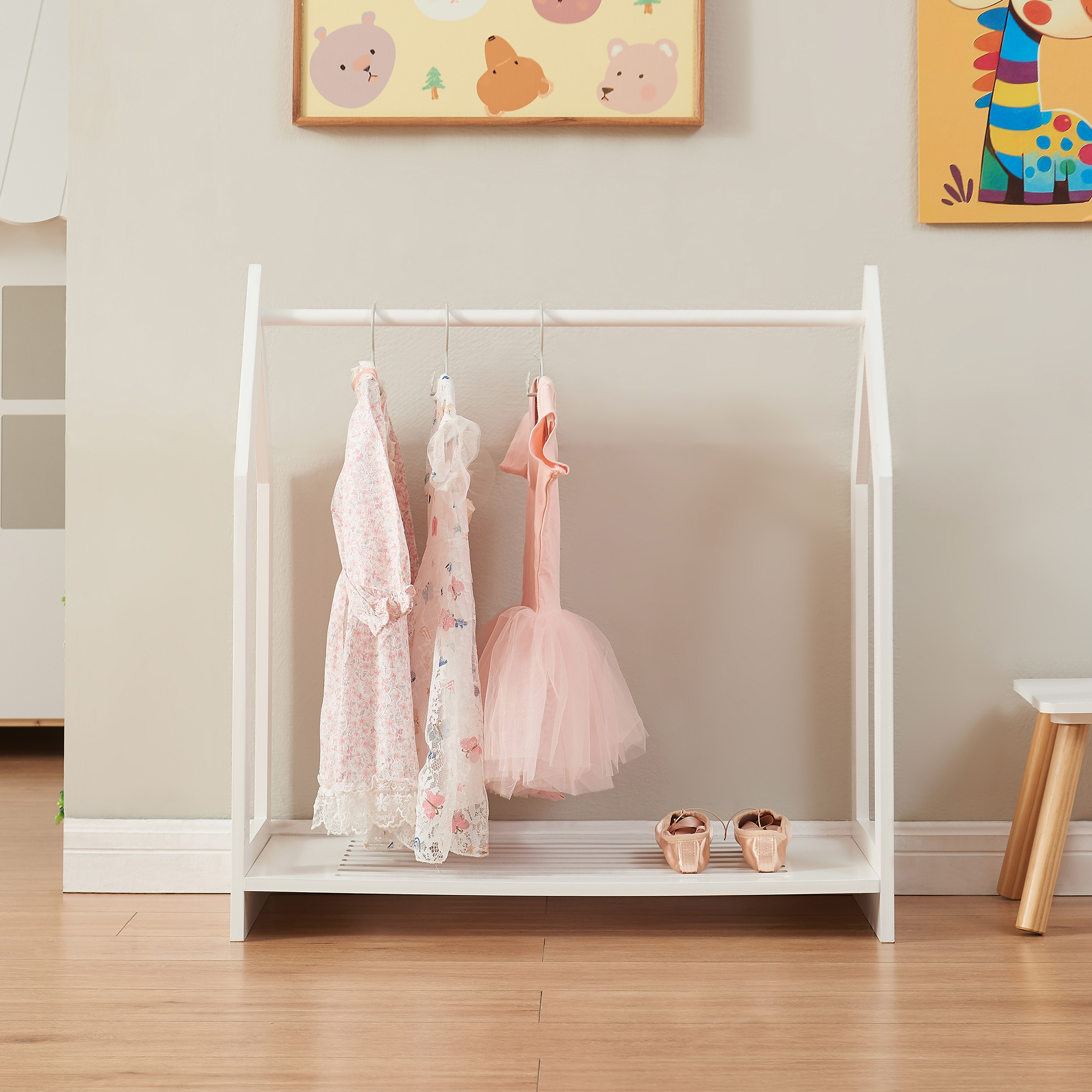 Cuier pentru copii Langeskov alb cu poliță, 78x75x35 cm