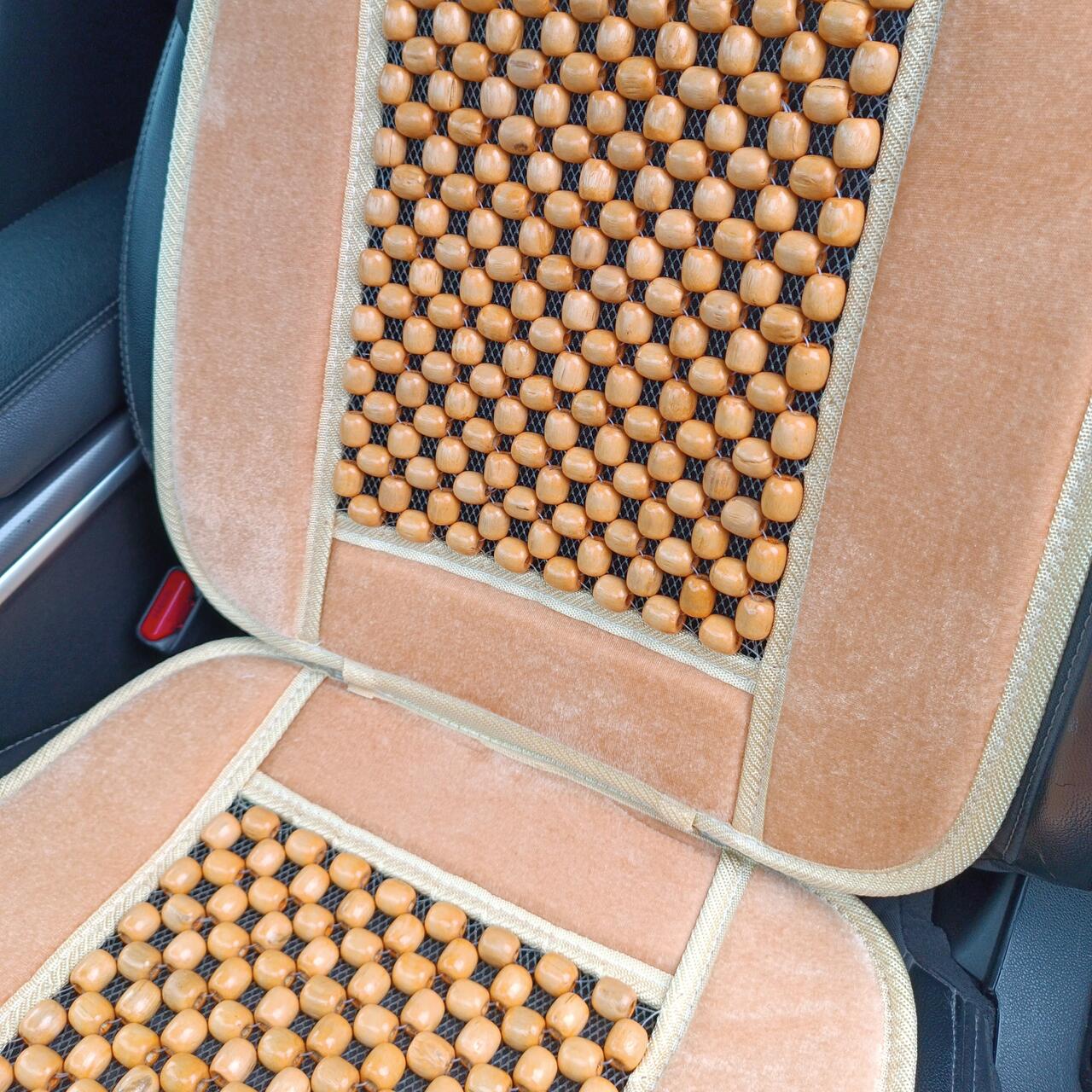 Husă pentru scaun auto RoGroup cu bile din lemn, bej, 90 x 44 cm