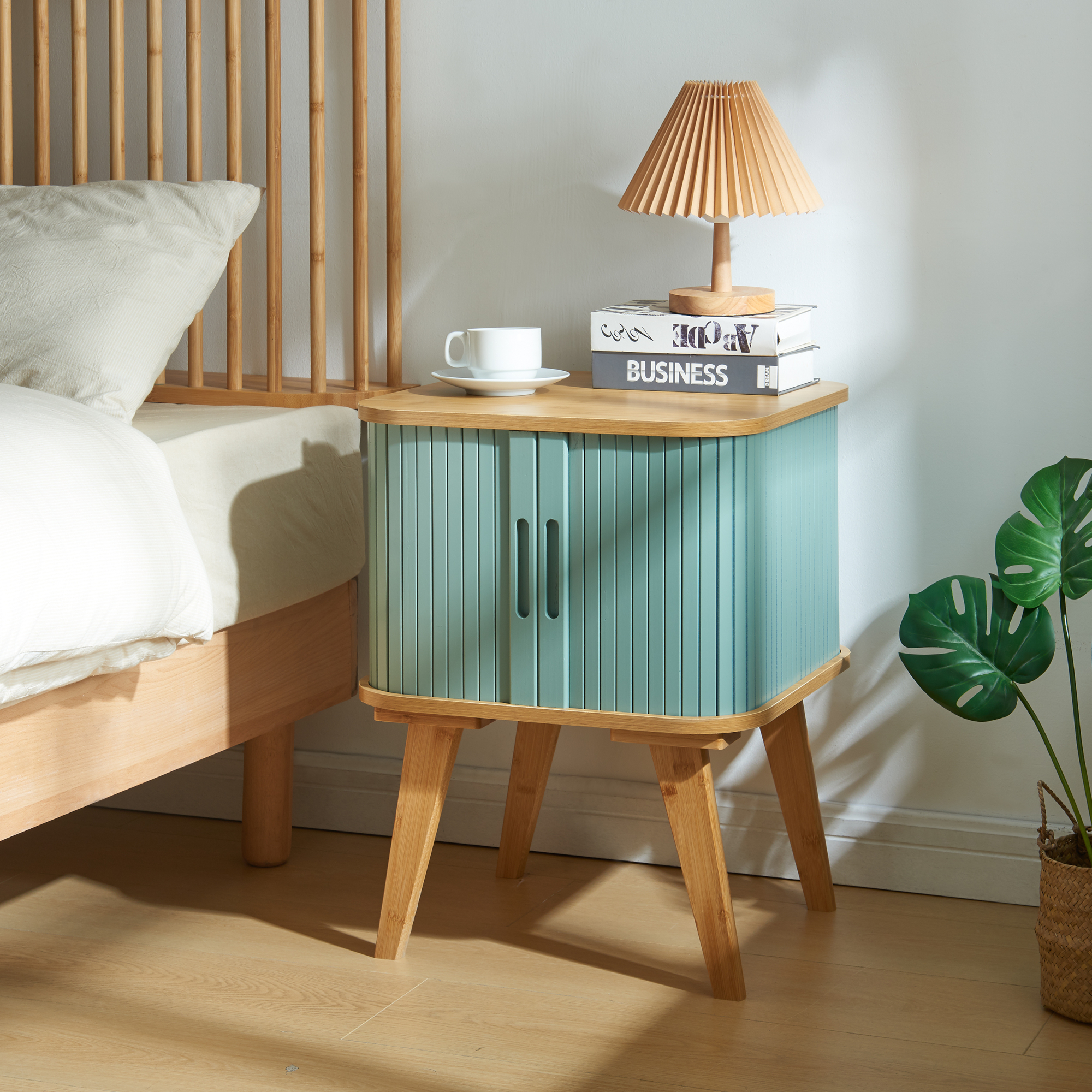 Noptieră / măsuță laterală din bambus albastră 58,5x45x45 cm