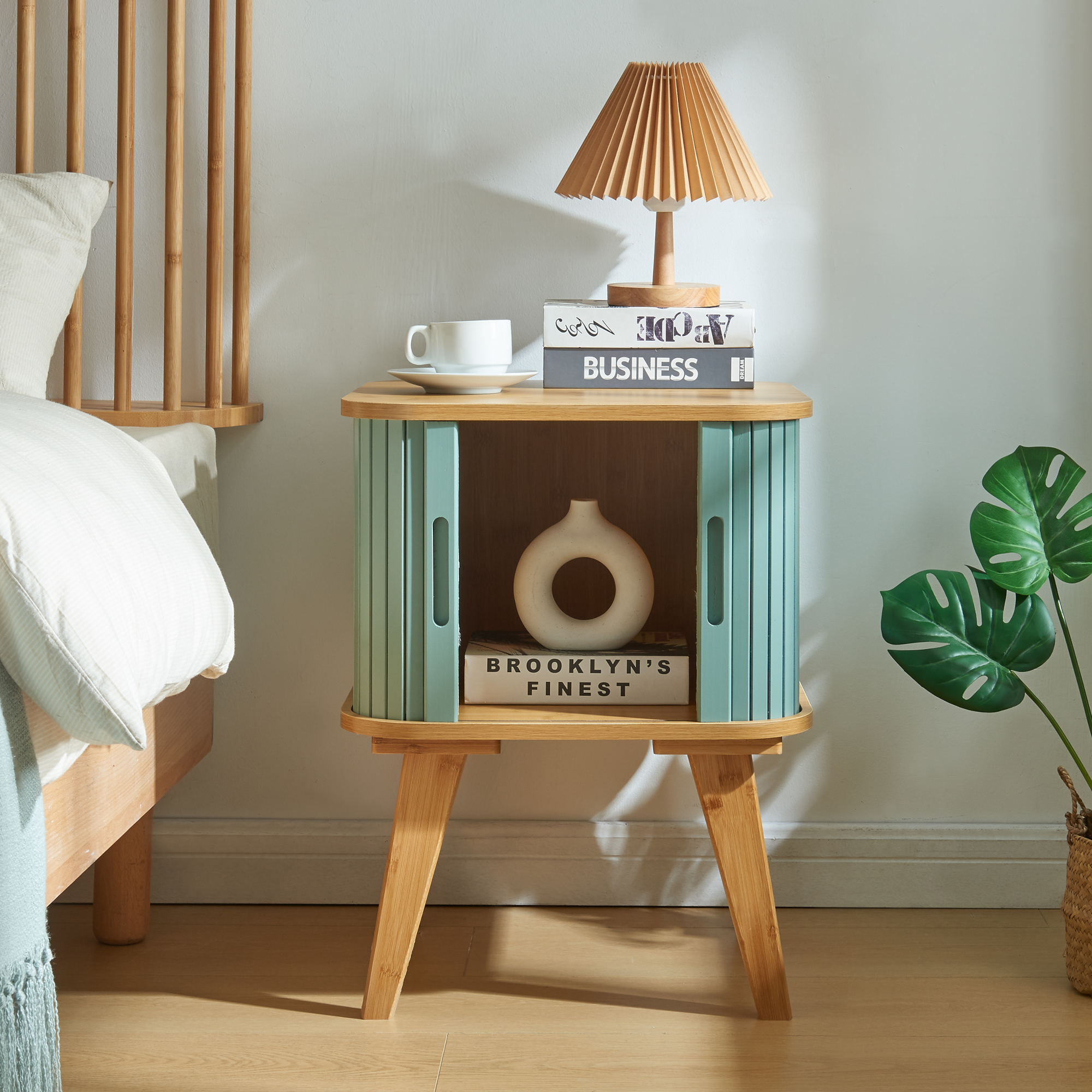 Noptieră / măsuță laterală din bambus albastră 58,5x45x45 cm