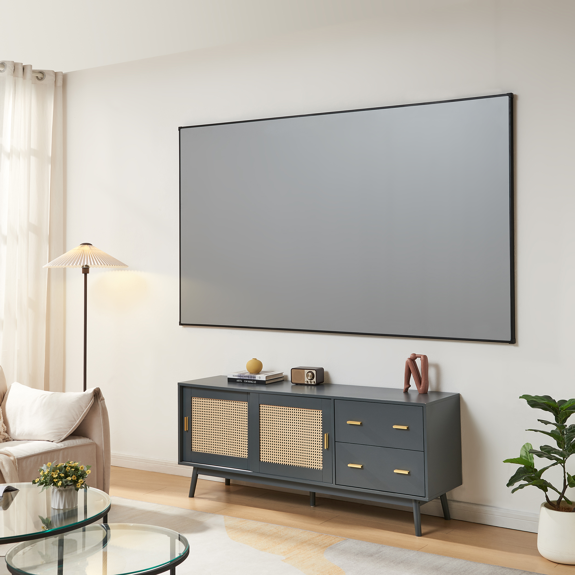 Ecran de proiecție 100 inch 16:9 cu ALR, montaj pe perete