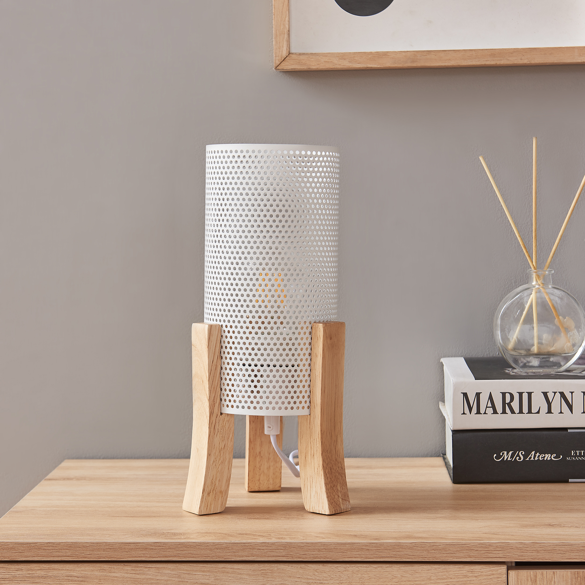 Lampă de masă Joelleldsvin 30x14x14 cm, albă, lemn și metal