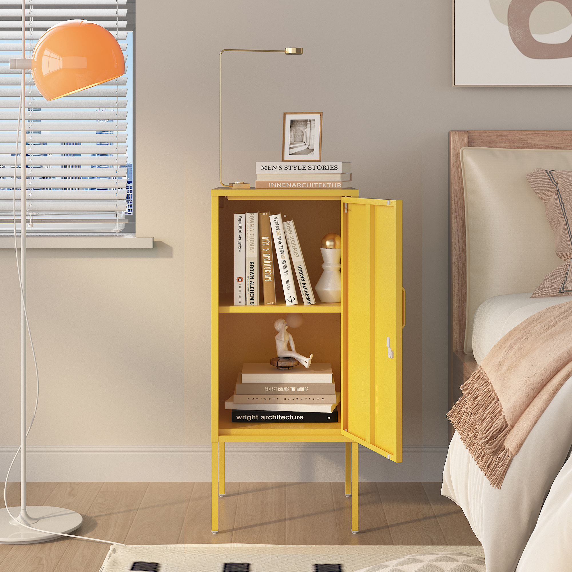 Noptieră metalică galbenă cu ușă încuiabilă, 82x35x35 cm