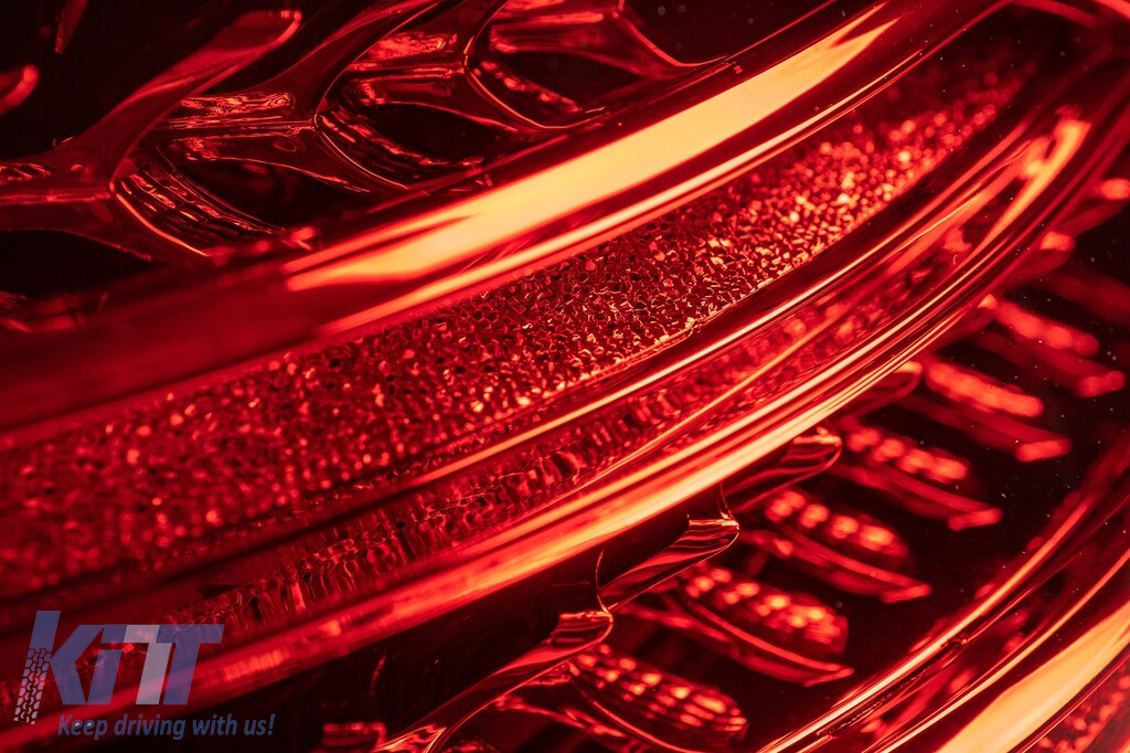 Un pachet de design tip S63 potrivit pentru Mercedes S W222 2013-2017 cu faruri, stopuri, grilă, praguri pentru ampatament lung Performance AutoTuning