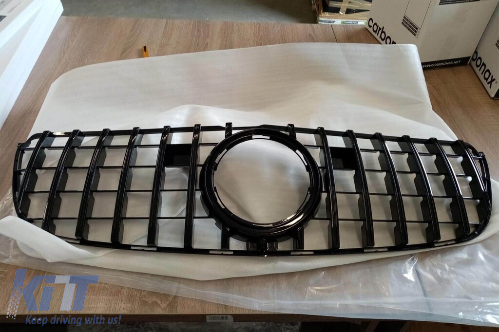 Grilaj tip GT vopsit negru, potrivit pentru Mercedes GLS X166 2016-2019, cu deschidere pentru cameră - clips defect (lipit) Performance AutoTuning