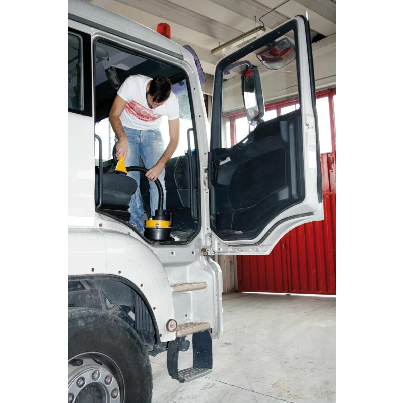 Aspirator auto Canister 24V, 160W, cu accesorii pentru cabina