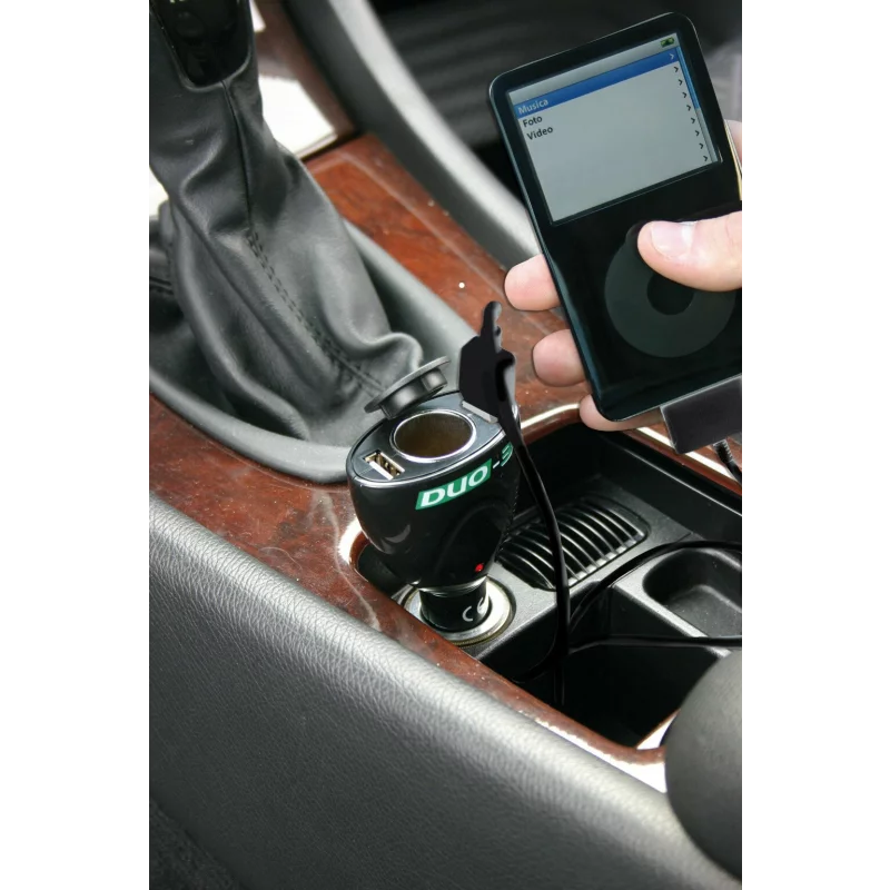 Priză triplă brichetă auto Duo-3 12V cu 2 porturi USB, Lampa
