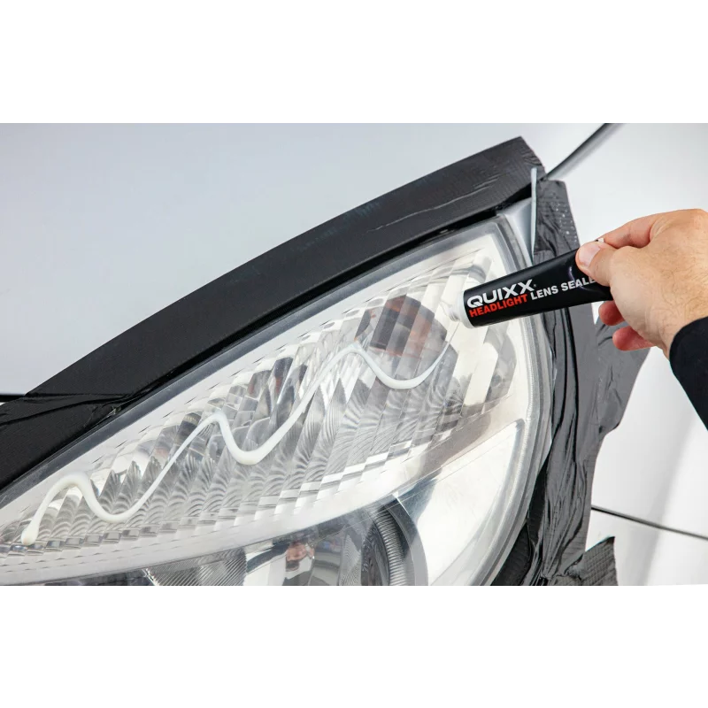 Kit restaurare faruri Quixx cu polish, finisare si protectie durabila