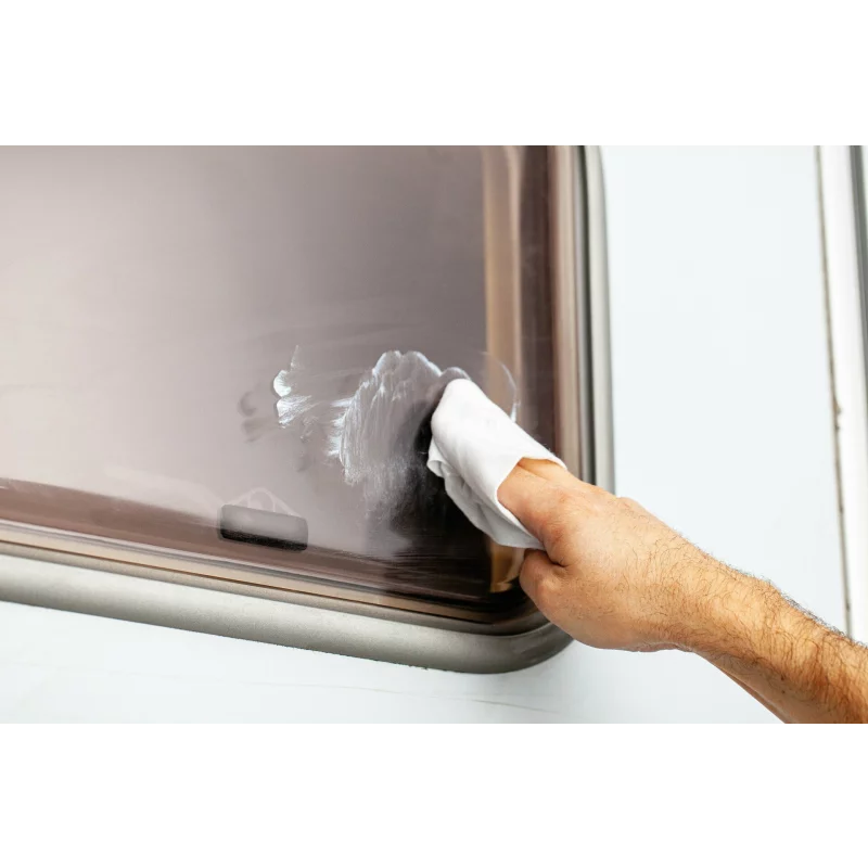 Pasta polish pentru acril si plexiglas Quixx, 50 g, pentru zgarieturi fine