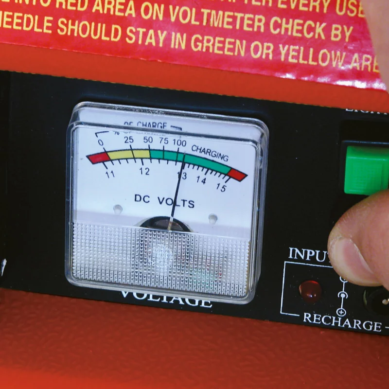 Robot de pornire auto cu compresor Carpoint 12V, 400A, 18 bar