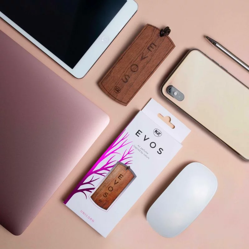 Odorizant auto din lemn Evos Unicorn, parfum floral-fructat