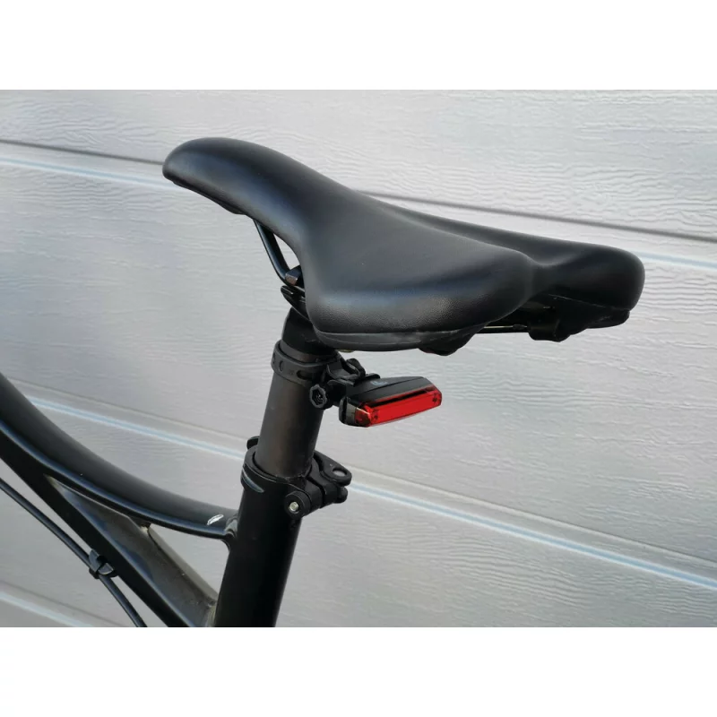 Set lumini LED pentru bicicleta Ilumia, far fata si stop spate