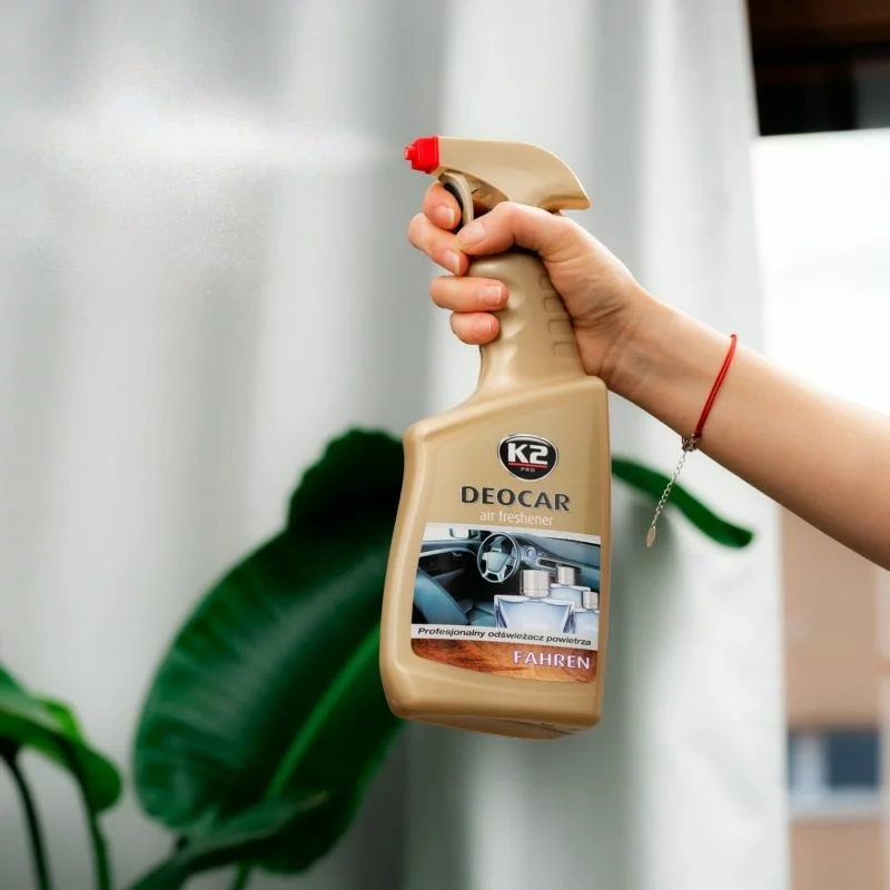 Odorizant auto cu atomizor K2 Deocar Fahren, parfum intens, 700 ml