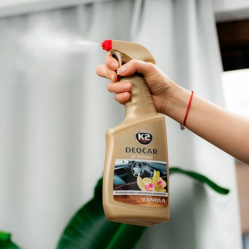 Odorizant auto cu atomizor K2 Deocar Vanilie 700 ml, parfum intens