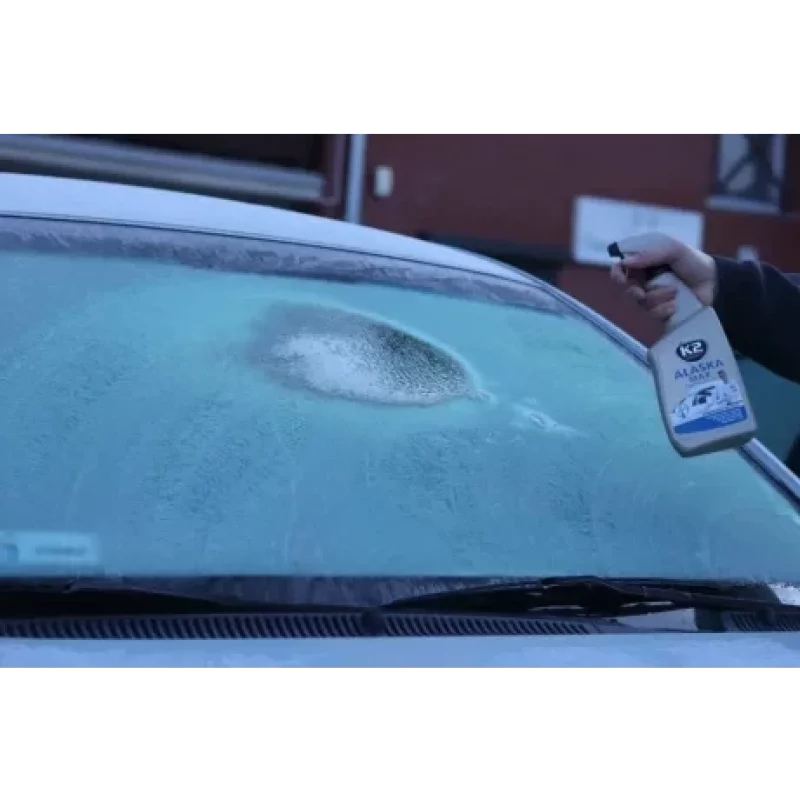 Soluție dezghețat parbriz K2 Alaska cu atomizor, 700 ml