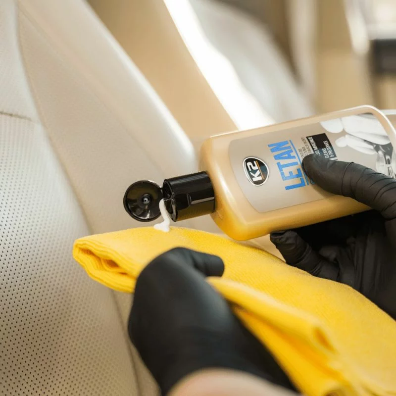 Soluție pentru curățare și întreținere piele K2 Letan, 250 ml